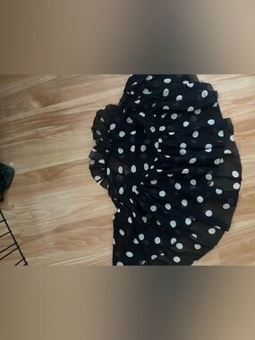 Doen polka dot shawl size small NWT
